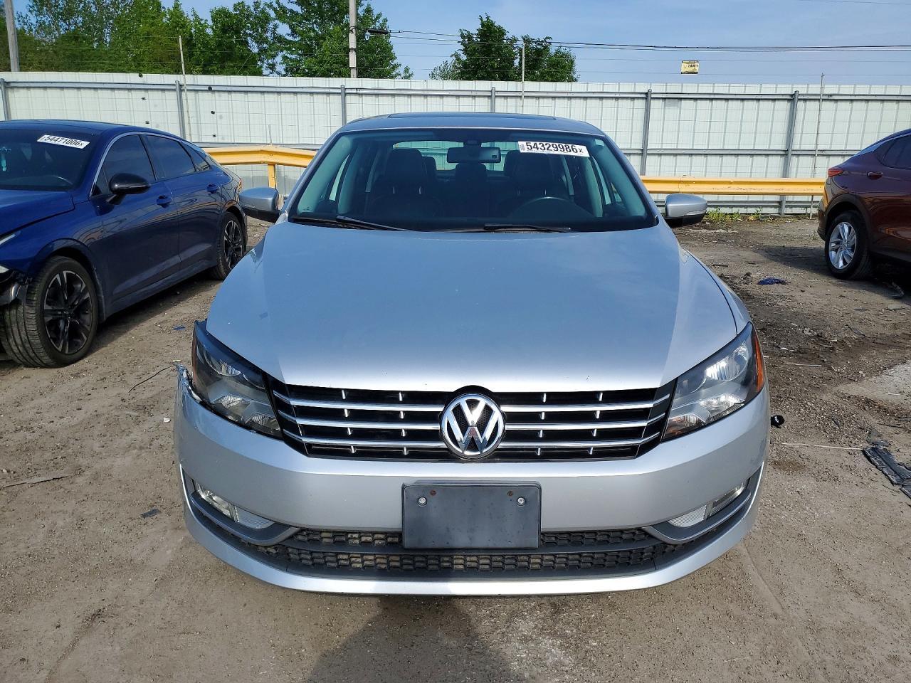 2014 Volkswagen Passat Sel - Фото 5