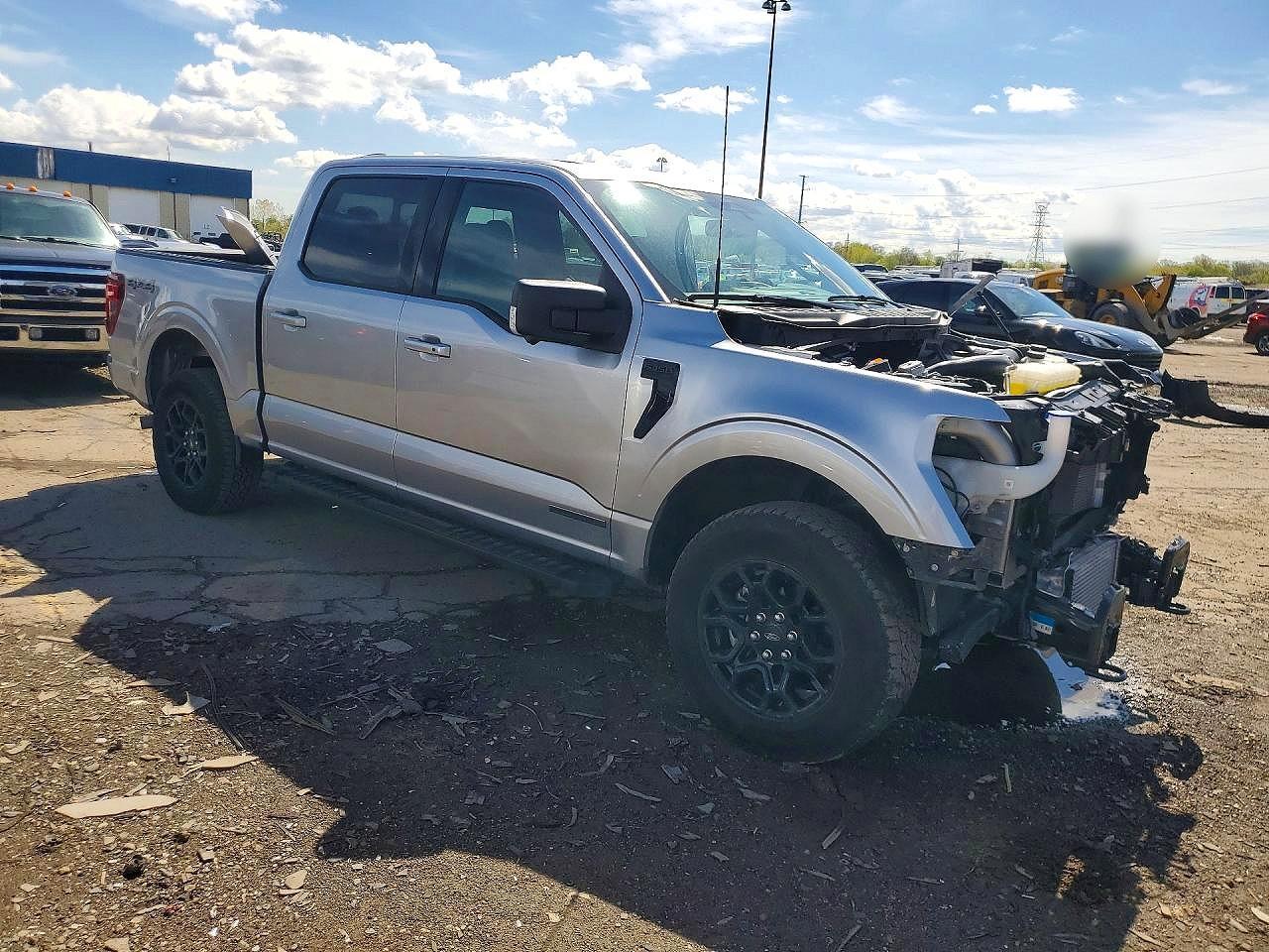 2025 Ford F150 Xlt - Image 4