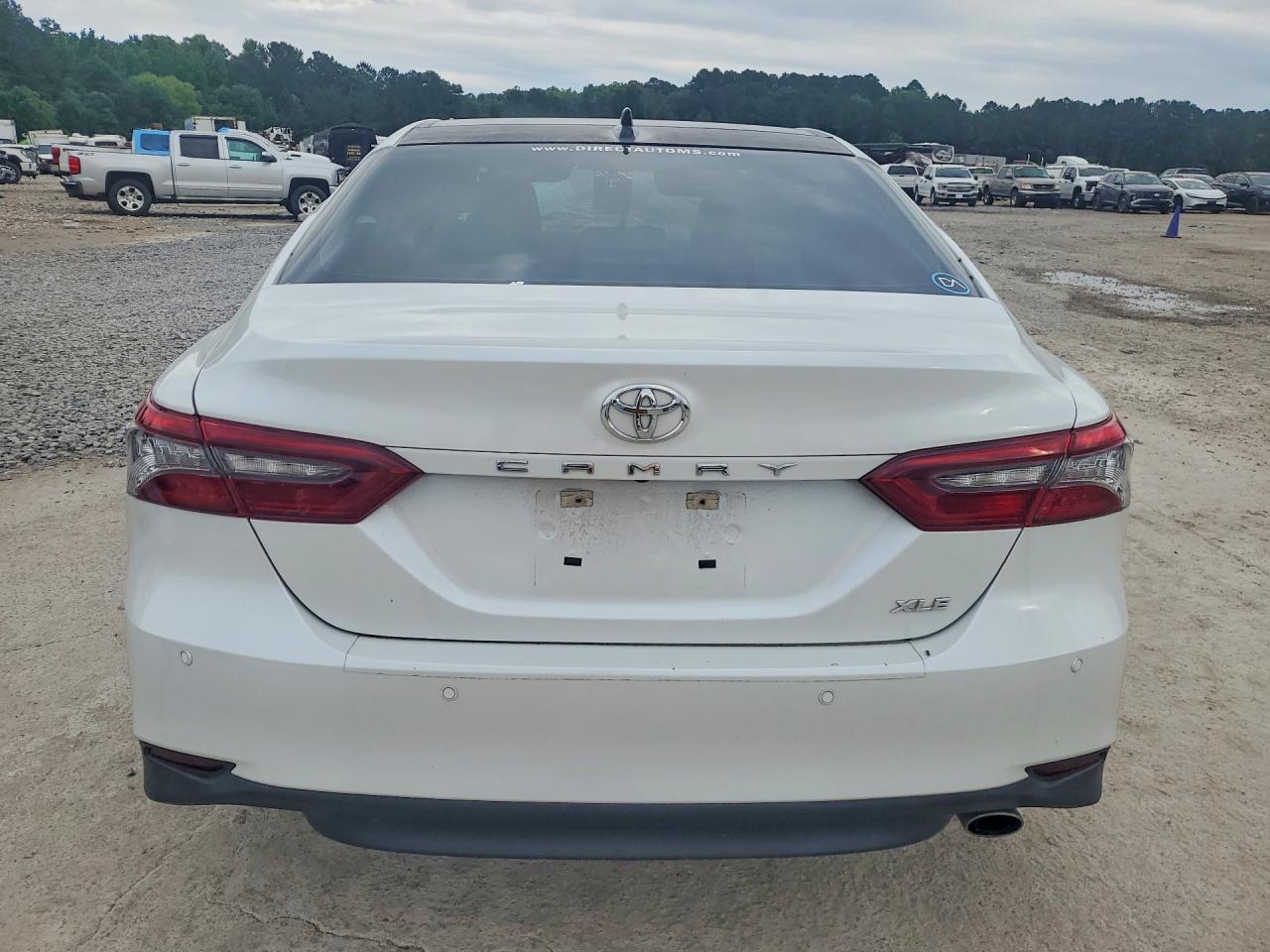 2021 Toyota Camry Xle - Image 6