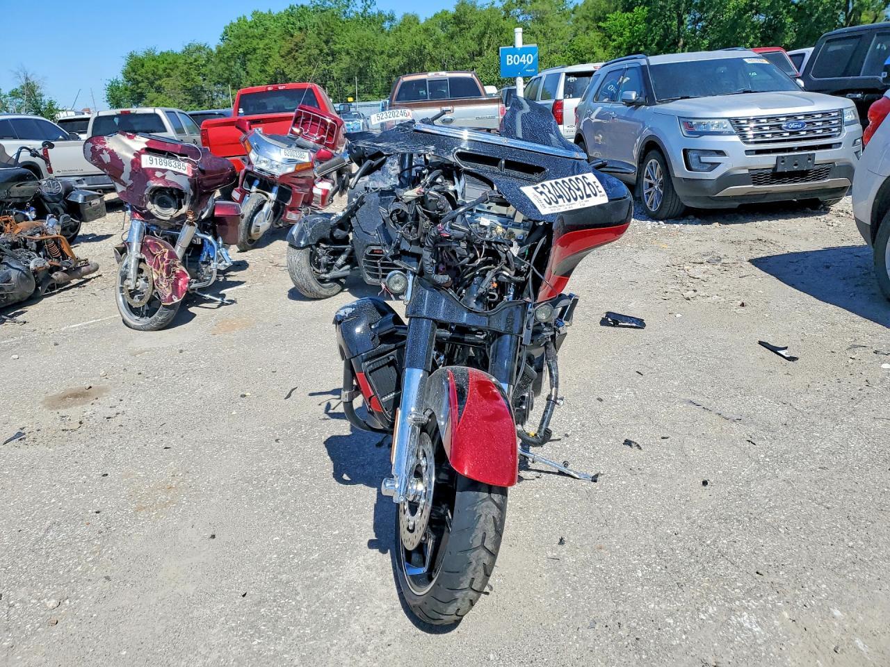 2017 Harley-Davidson Flhxse Cvo Street Glide - Image 2