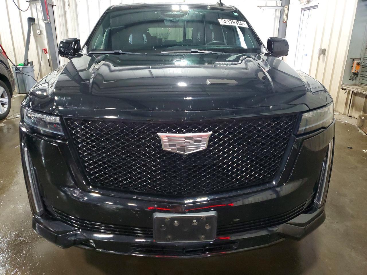 2021 Cadillac Escalade Sport Platinum - Image 5