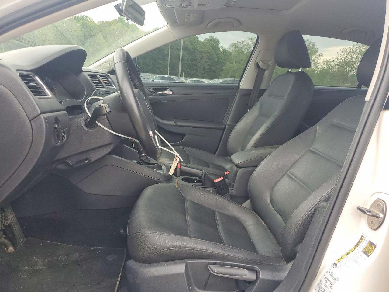 2011 Volkswagen Jetta Se - Image 7