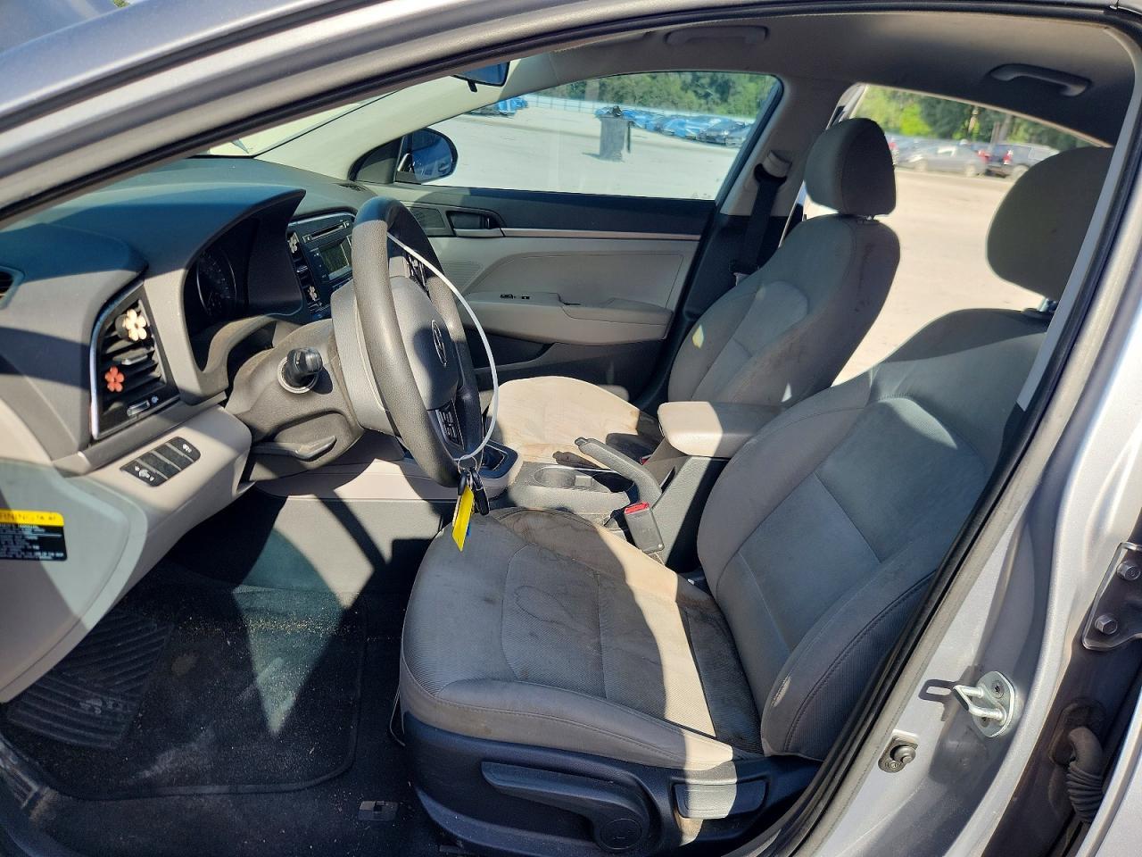 2017 Hyundai Elantra Se - Фото 7