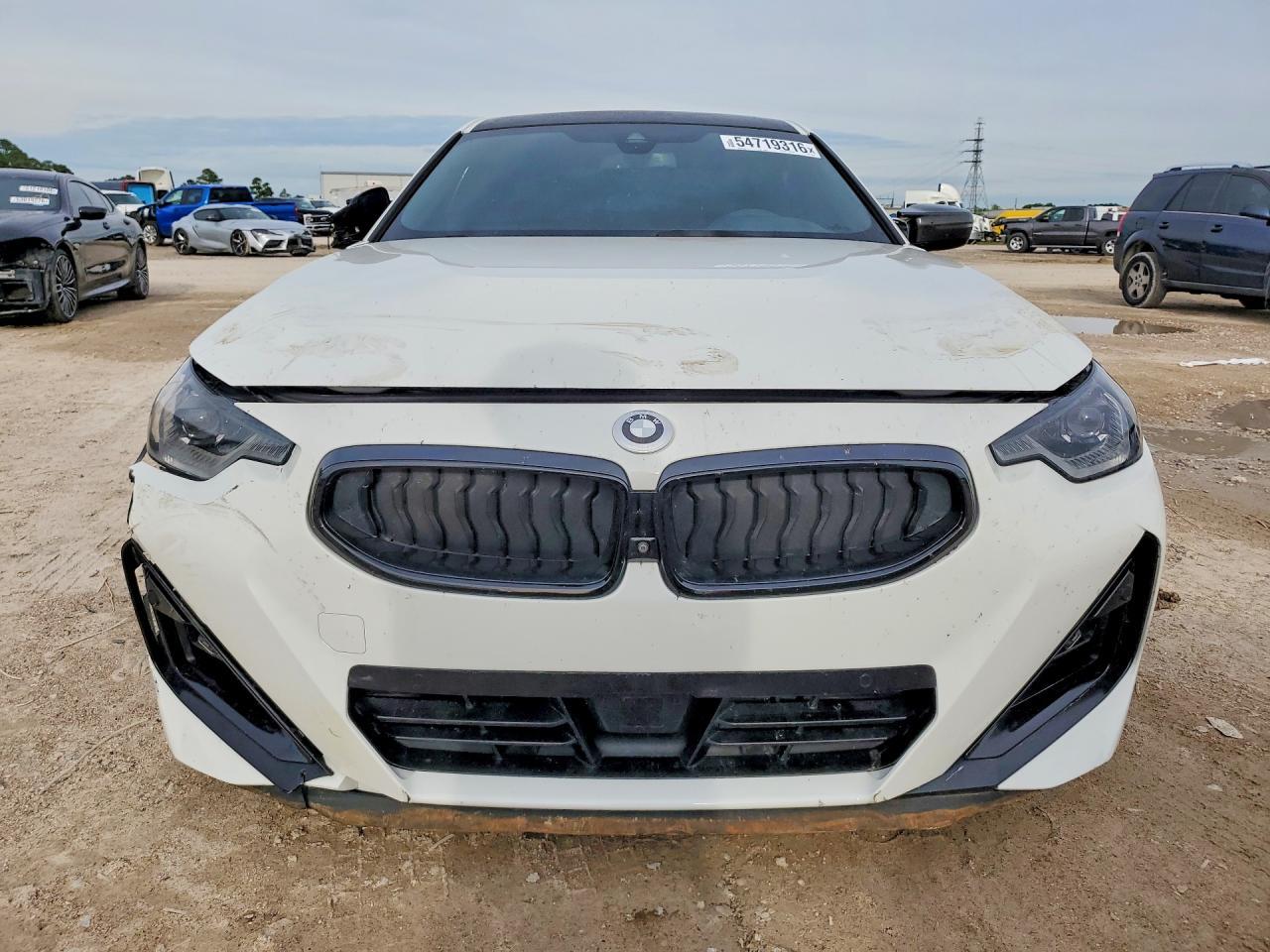 2022 BMW M240Xi - Фото 5