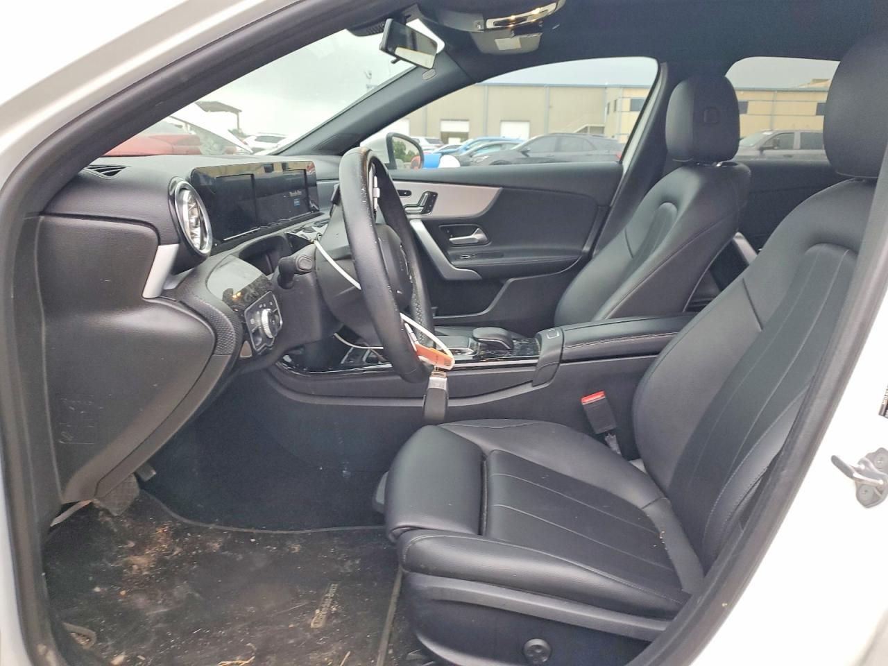2019 Mercedes-Benz A 220 - Image 7