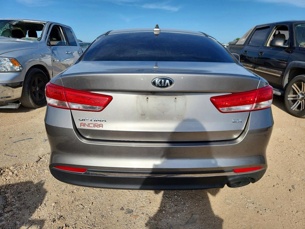 2016 Kia Optima Ex - Image 6