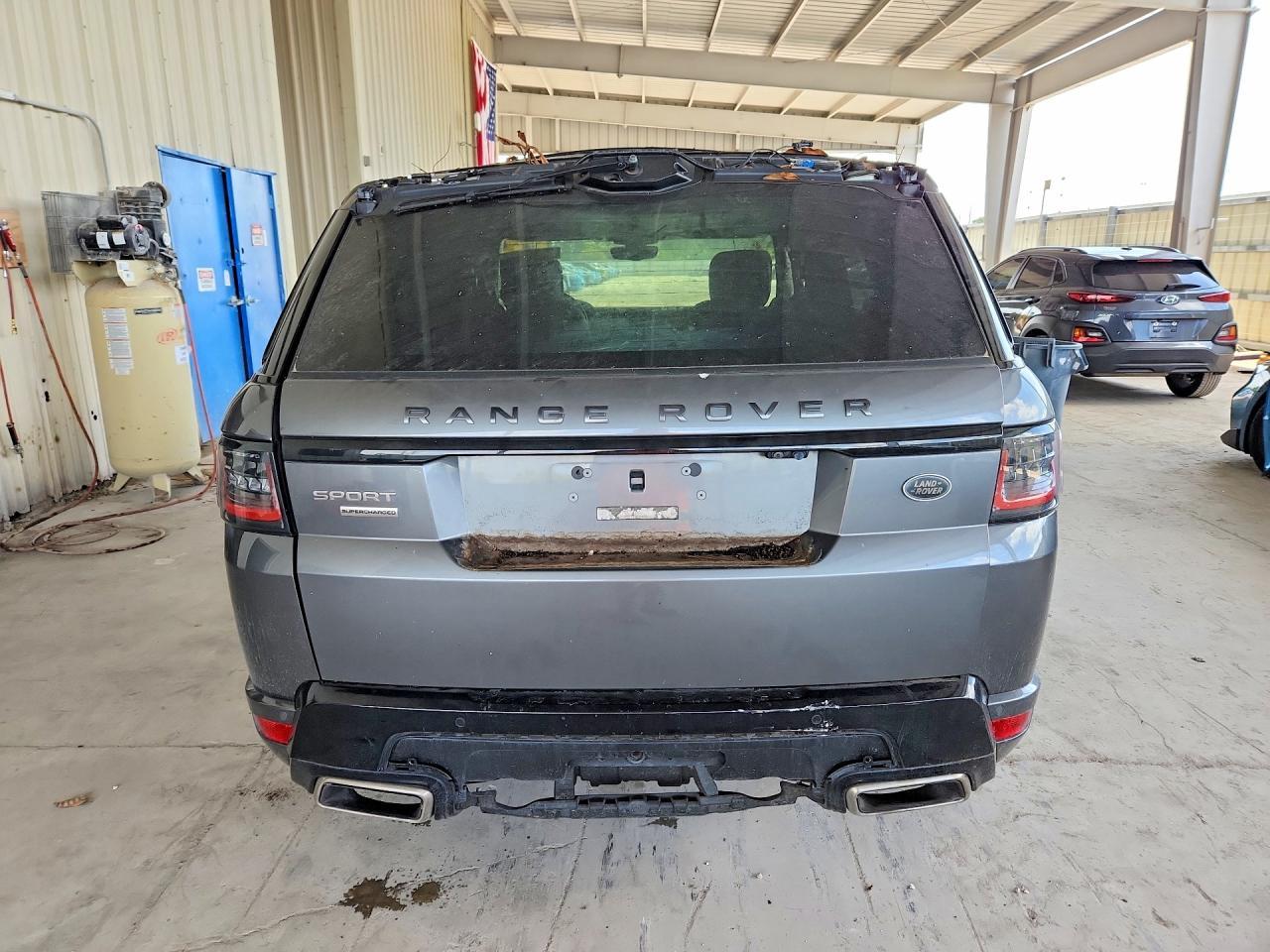 2019 Land Rover Range Rover Sport Supercharged Dynamic - Image 6