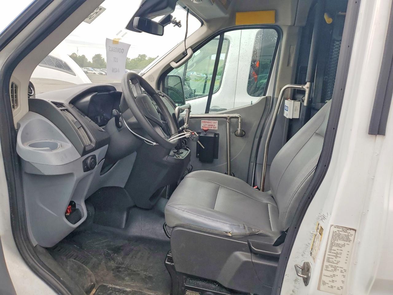 2018 Ford Transit T-350Hd Handicap Accessible - Image 7