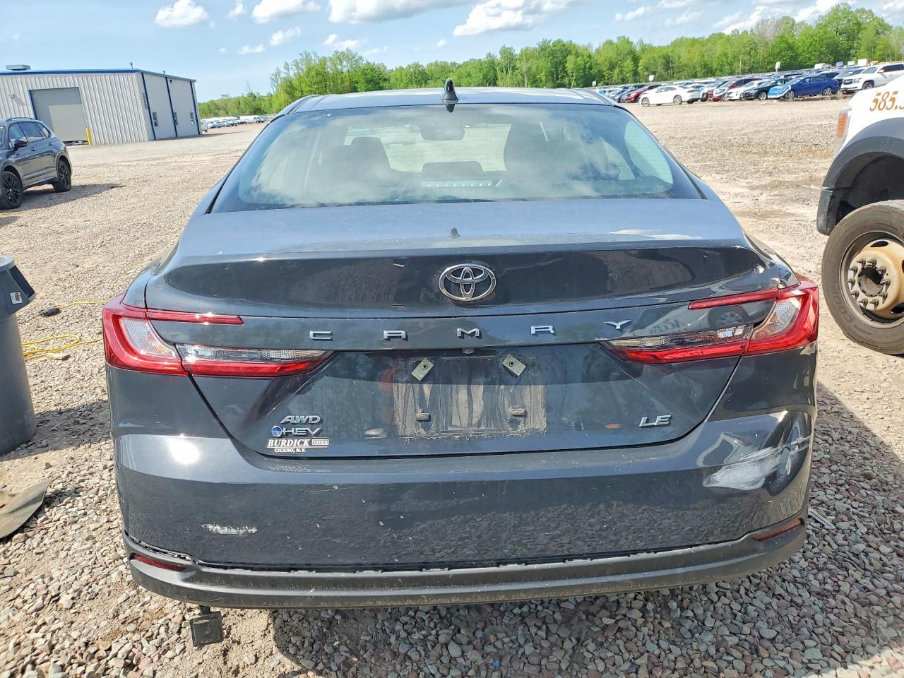 2025 Toyota Camry Le - Фото 6
