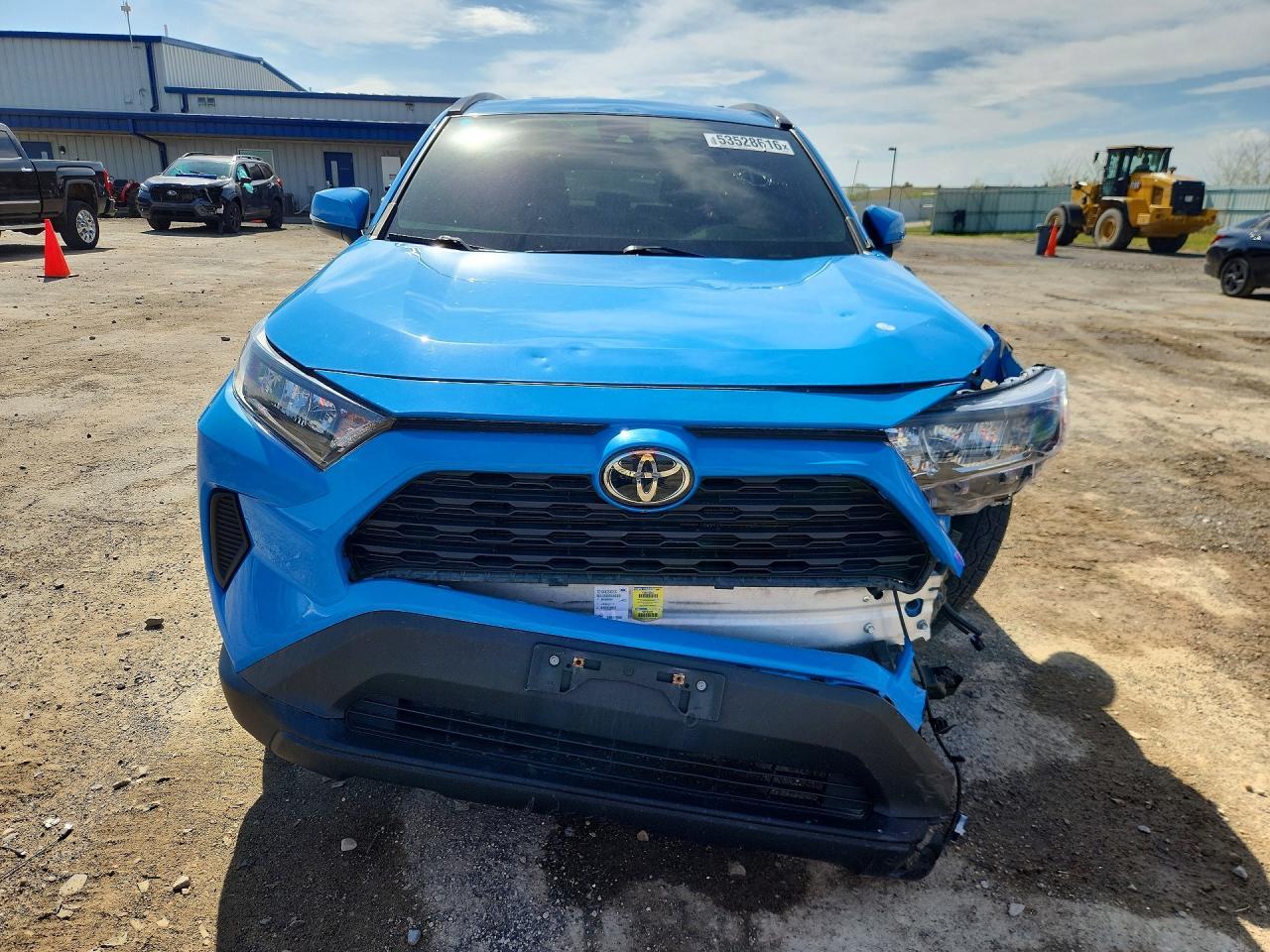 2020 Toyota Rav4 Le - Фото 5