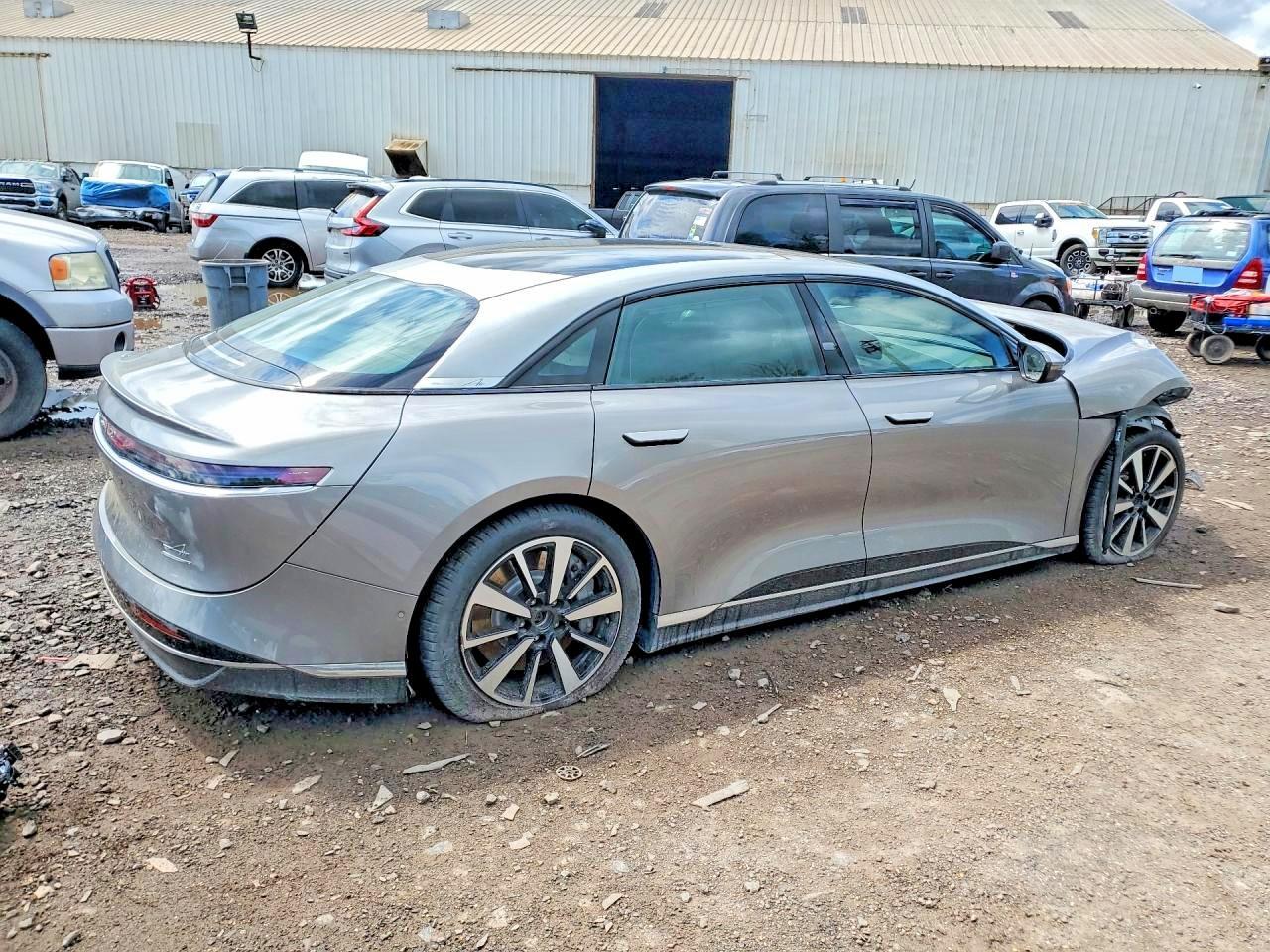 2025 Lucid Motors Air Touring - Фото 3