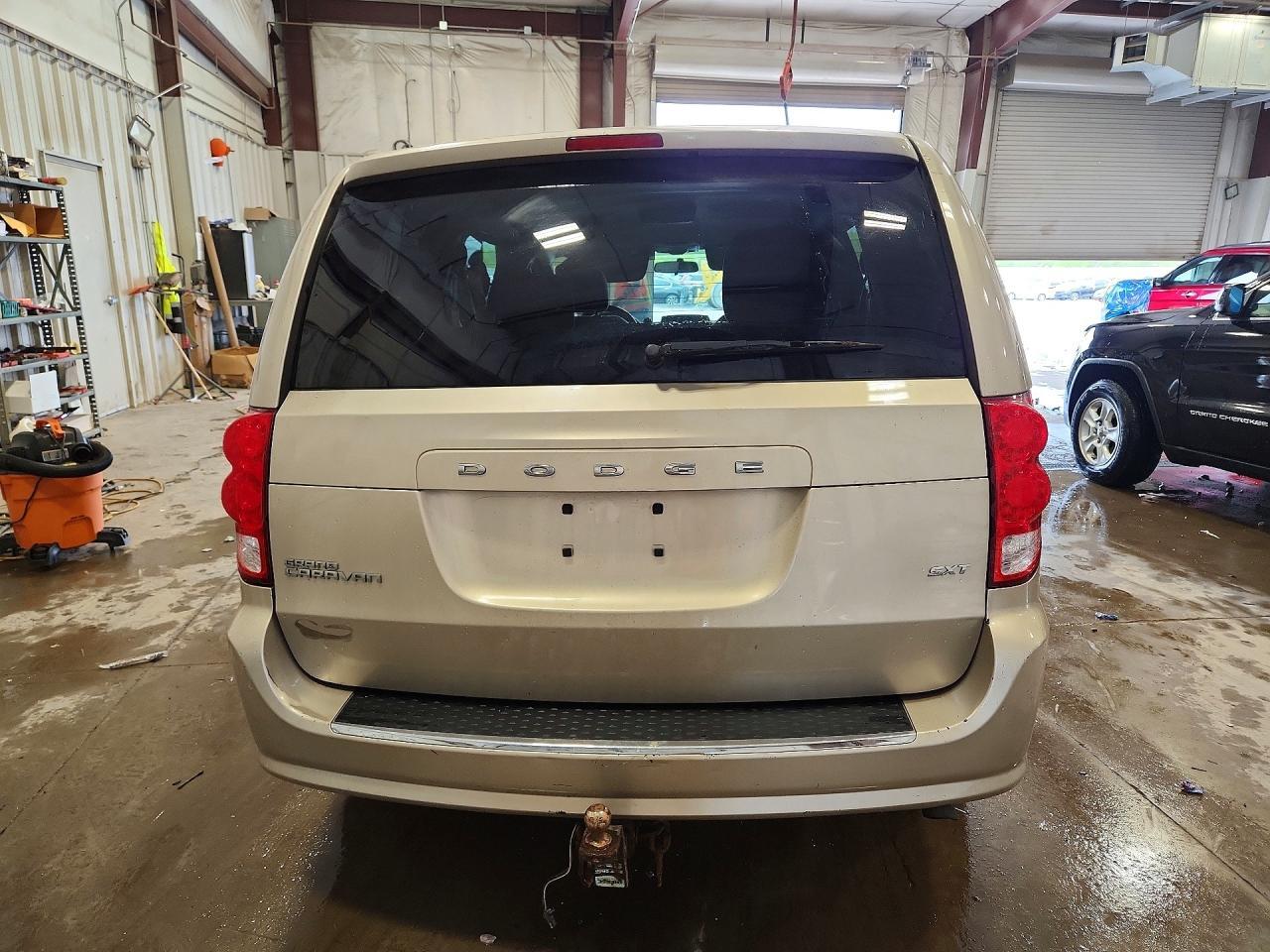 2015 Dodge Grand Caravan Sxt - Image 6