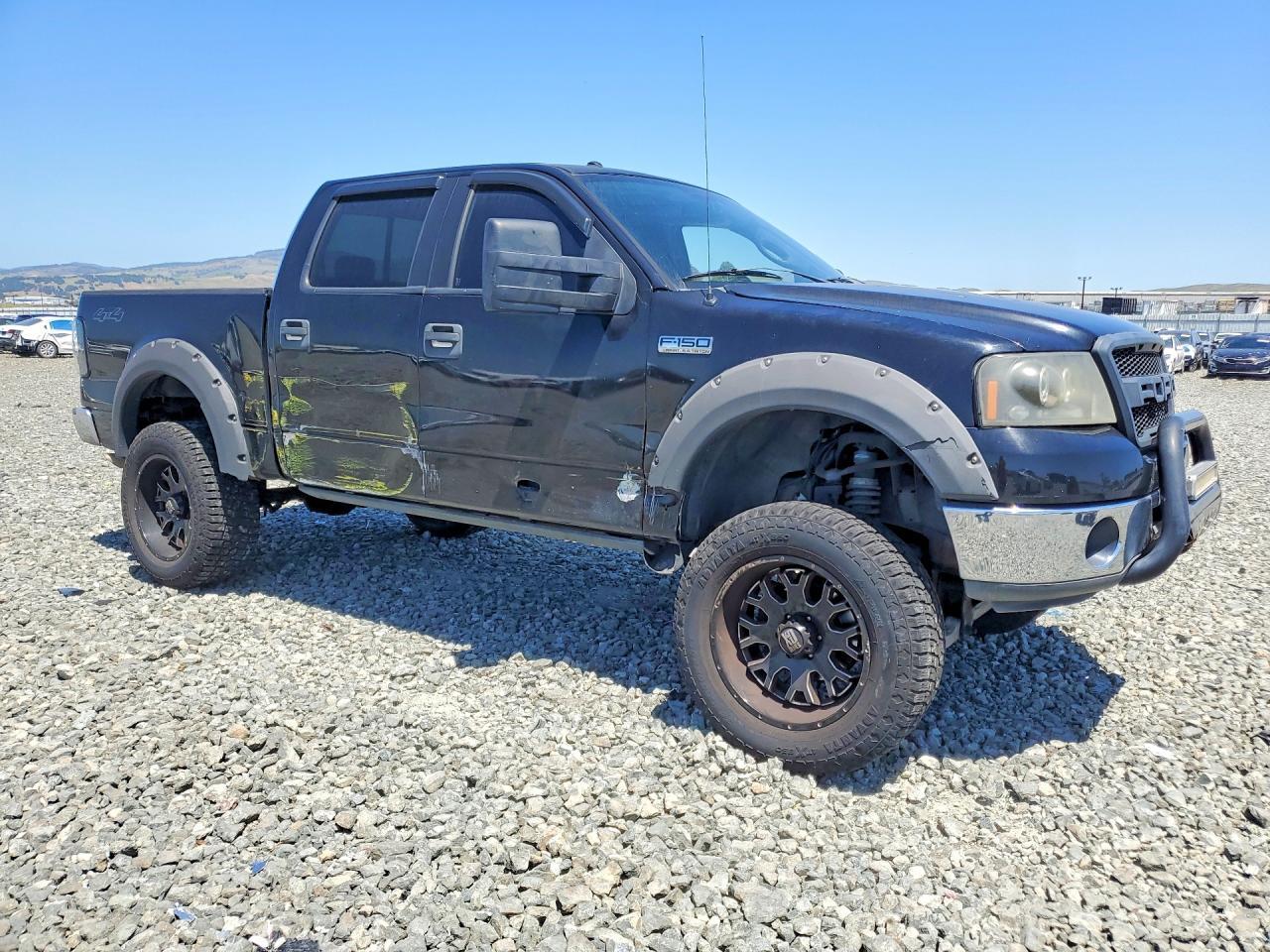 2006 Ford F150 Supercrew - Image 4