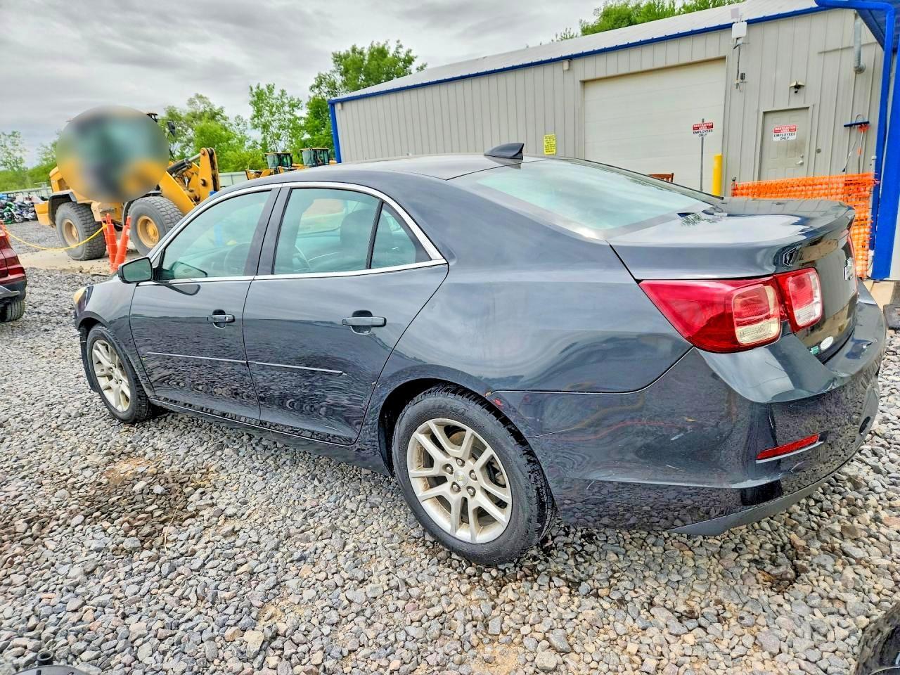 2015 Chevrolet Malibu 1Lt - Image 2