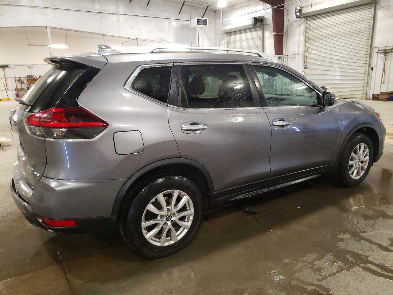 2020 Nissan Rogue S - Фото 3