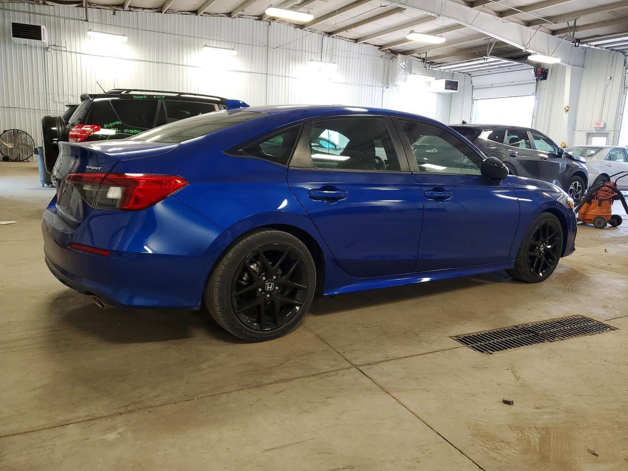 2022 Honda Civic Sport - Image 3