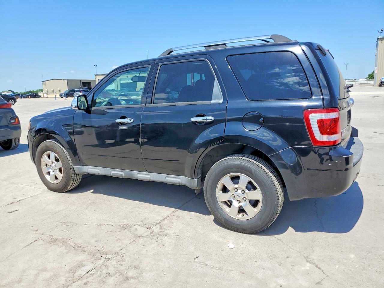 2012 Ford Escape Limited - Фото 2