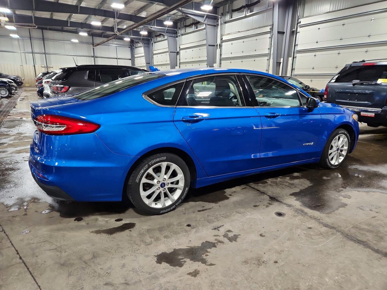 2019 Ford Fusion Se - Image 3