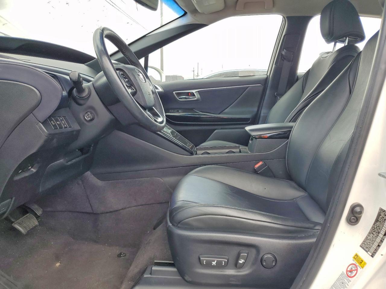2016 Toyota Mirai Base - Фото 7