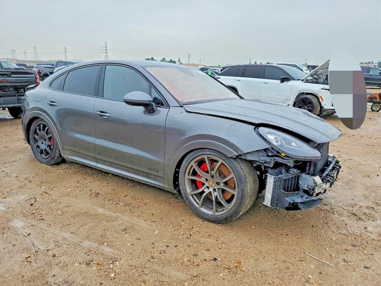2023 Porsche Cayenne Gts Coupe - Image 4