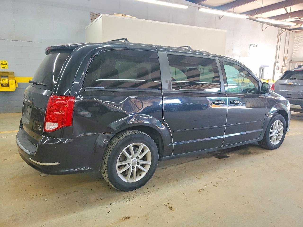 2015 Dodge Grand Caravan Sxt - Image 3