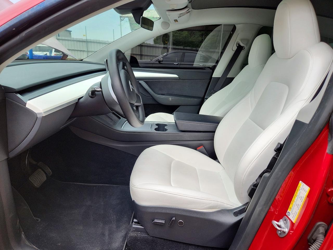 2023 Tesla Model Y - Фото 7