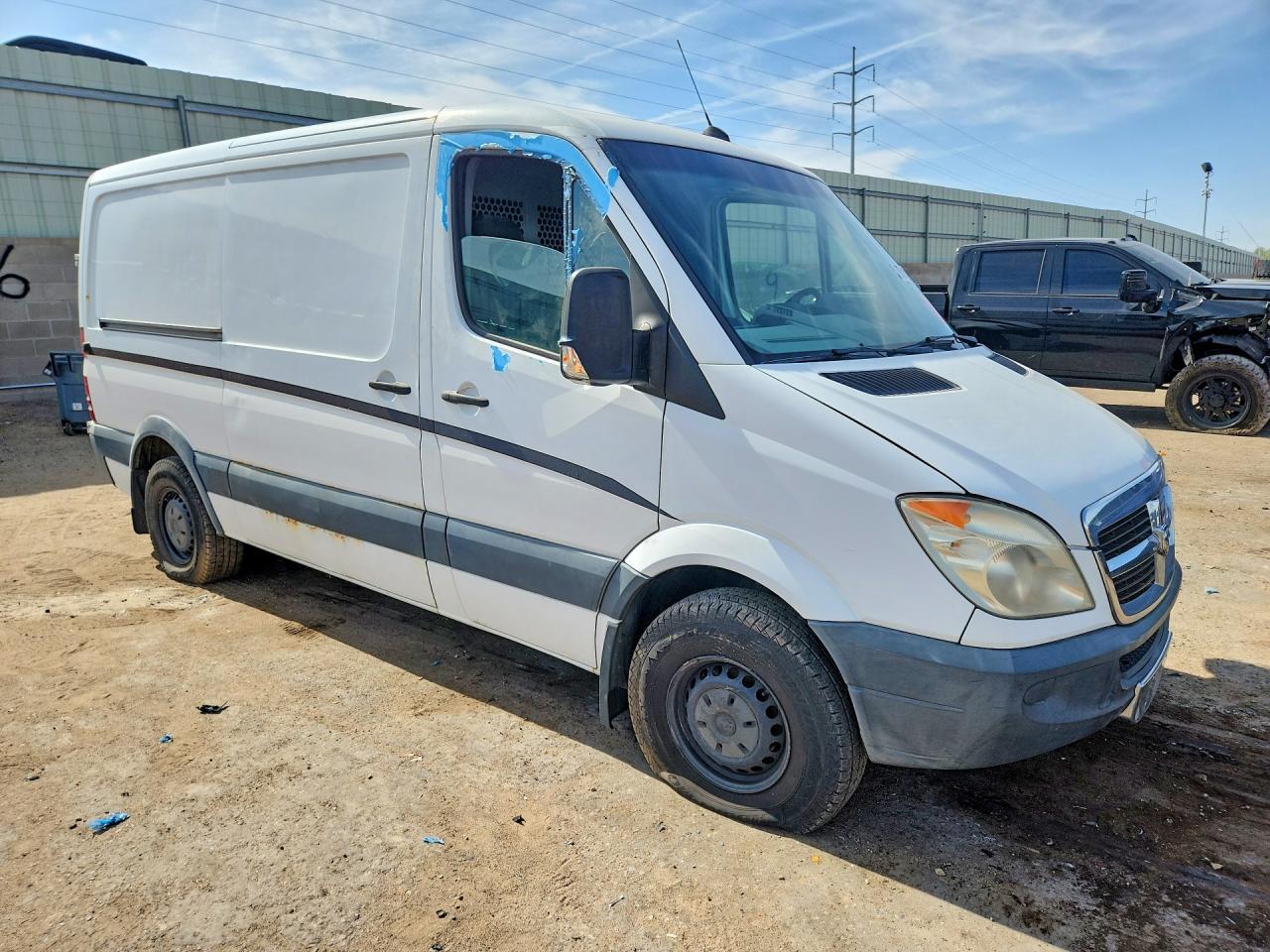 2008 Dodge Sprinter 2500 - Image 4