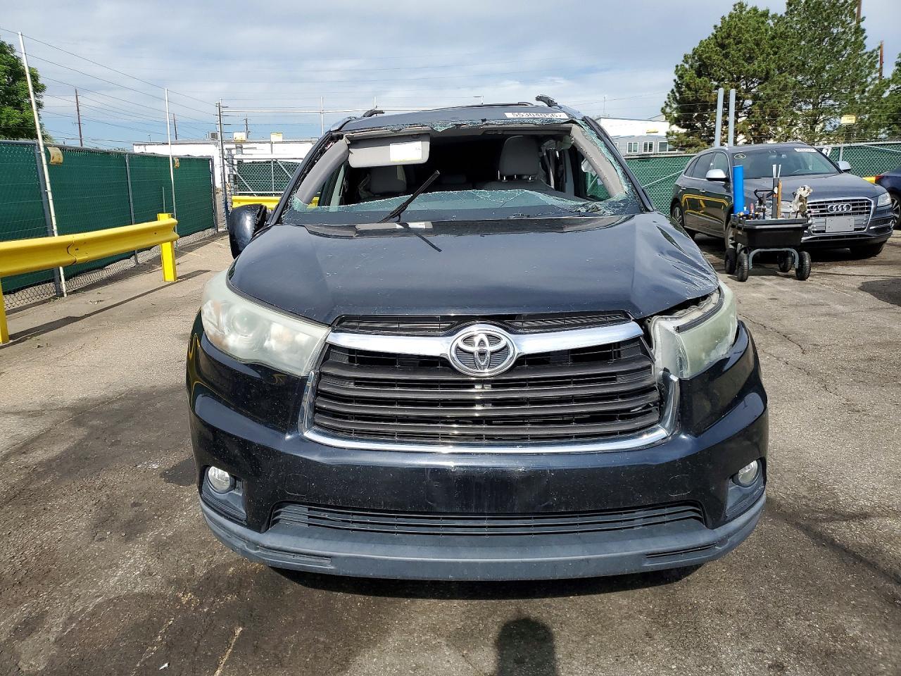 2015 Toyota Highlander Xle - Image 5