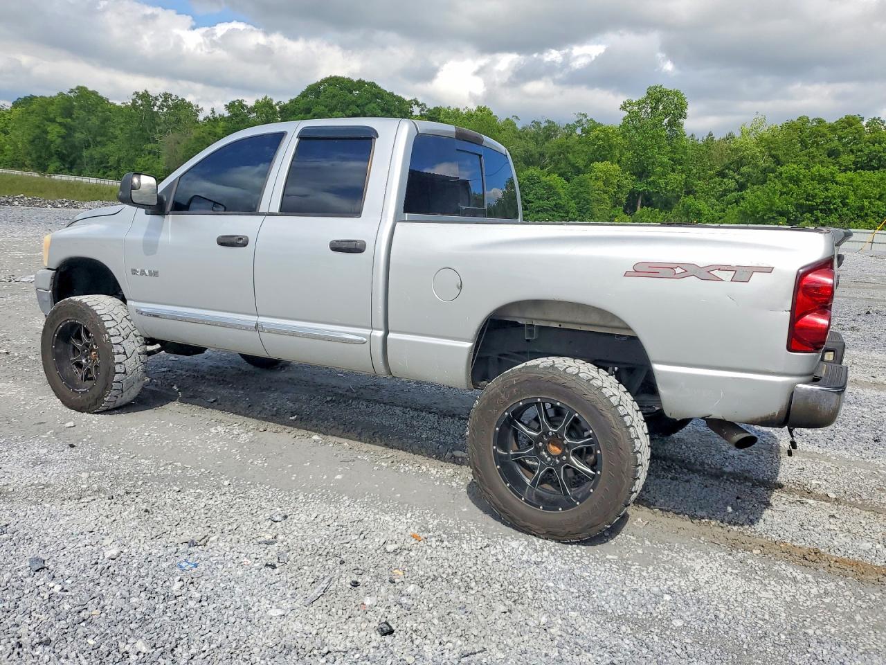 2008 Dodge Ram 1500 St - Фото 2