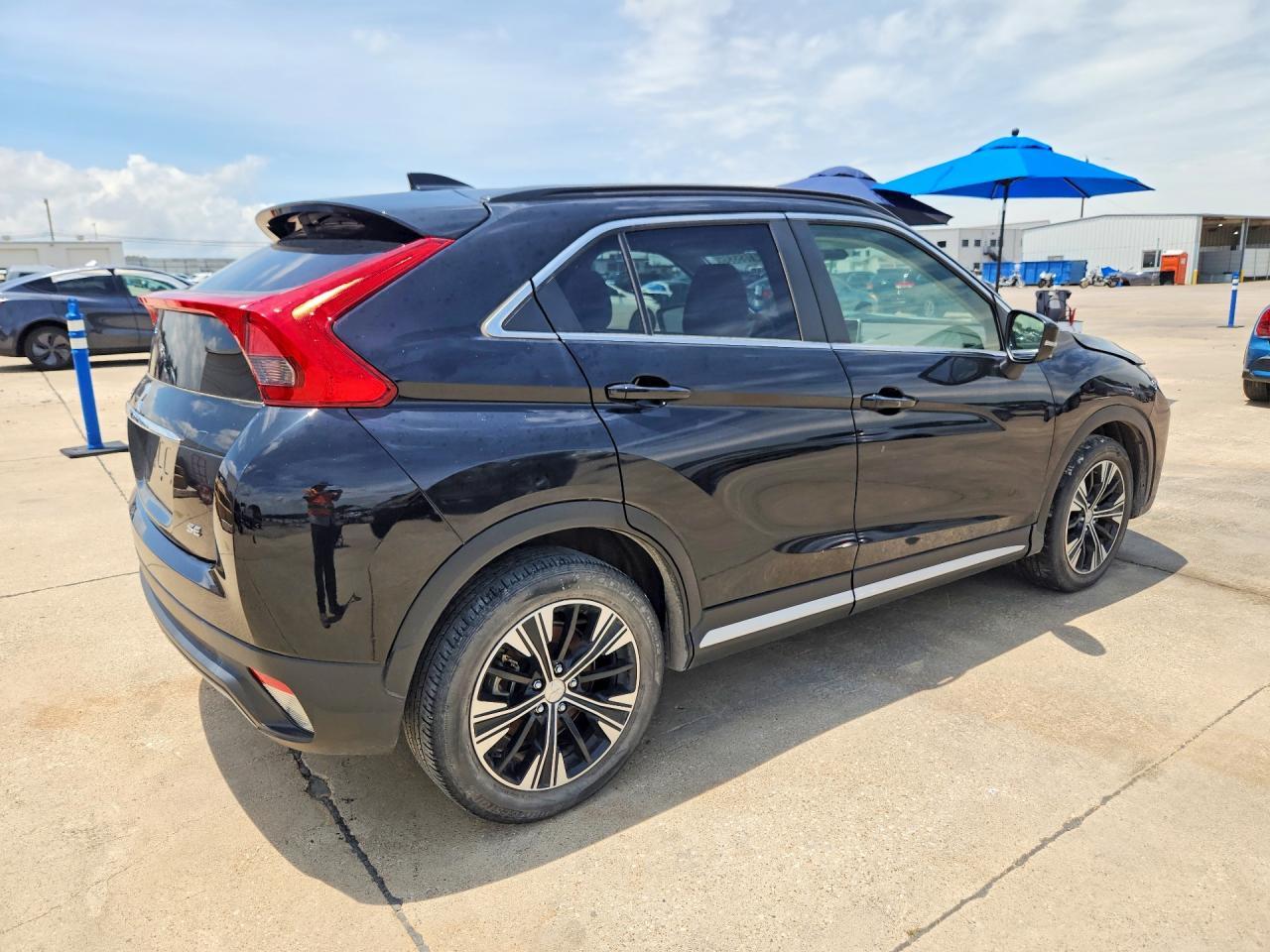 2020 Mitsubishi Eclipse Cross - Image 3