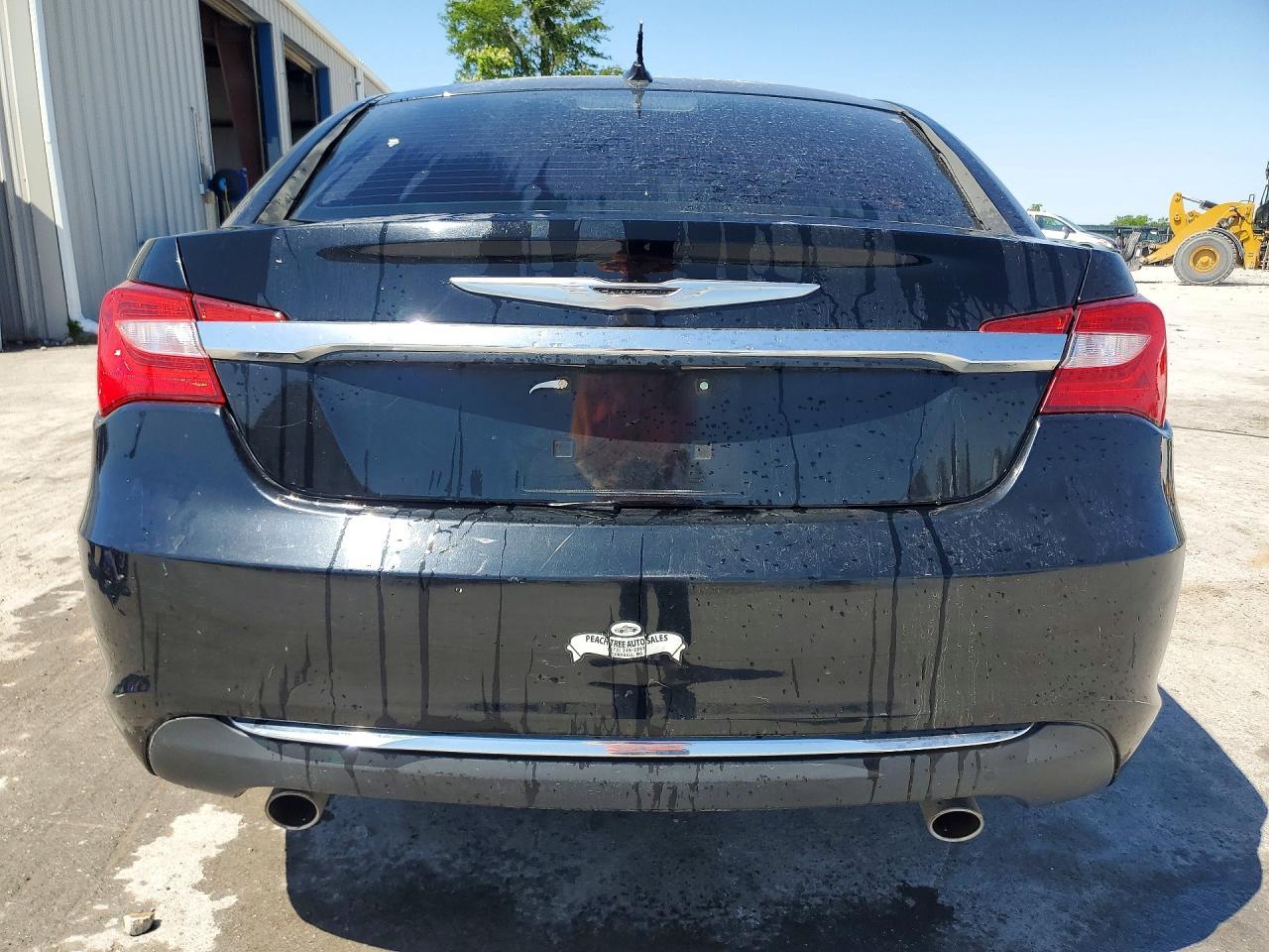 2012 Chrysler 200 Touring - Image 6