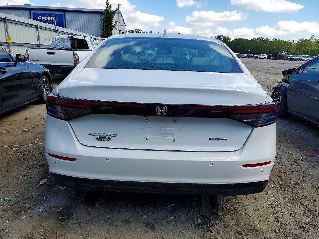 2025 Honda Accord Hybrid Exl - Image 6