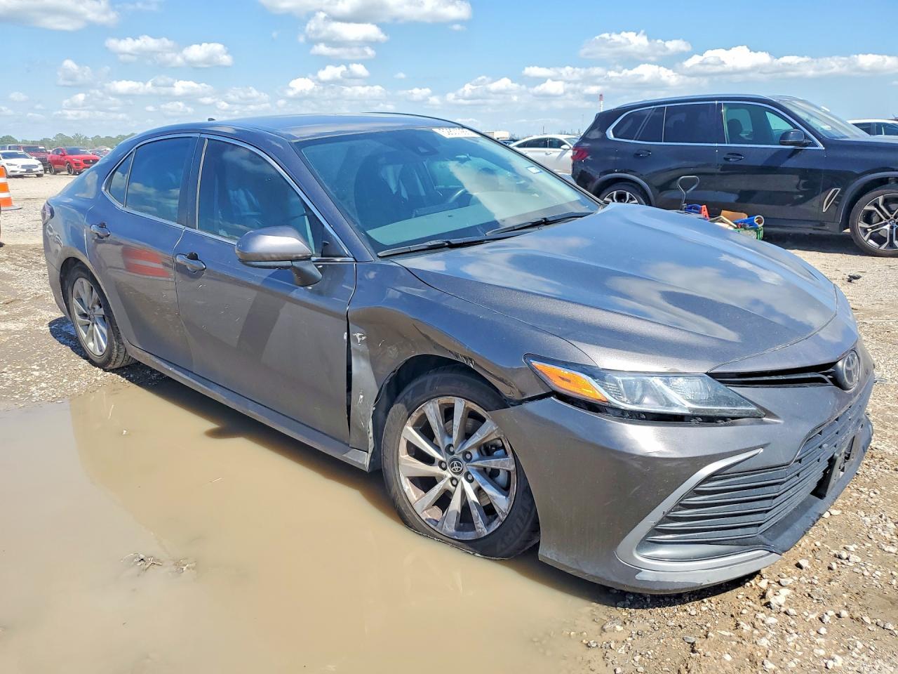 2024 Toyota Camry Le - Image 4