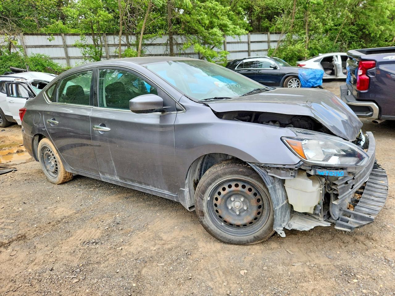 2019 Nissan Sentra S - Фото 4