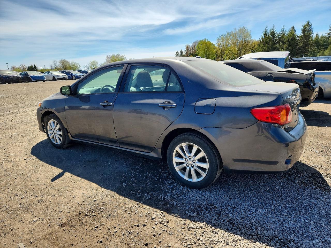 2009 Toyota Corolla Le Plus/Le Premium - Image 2