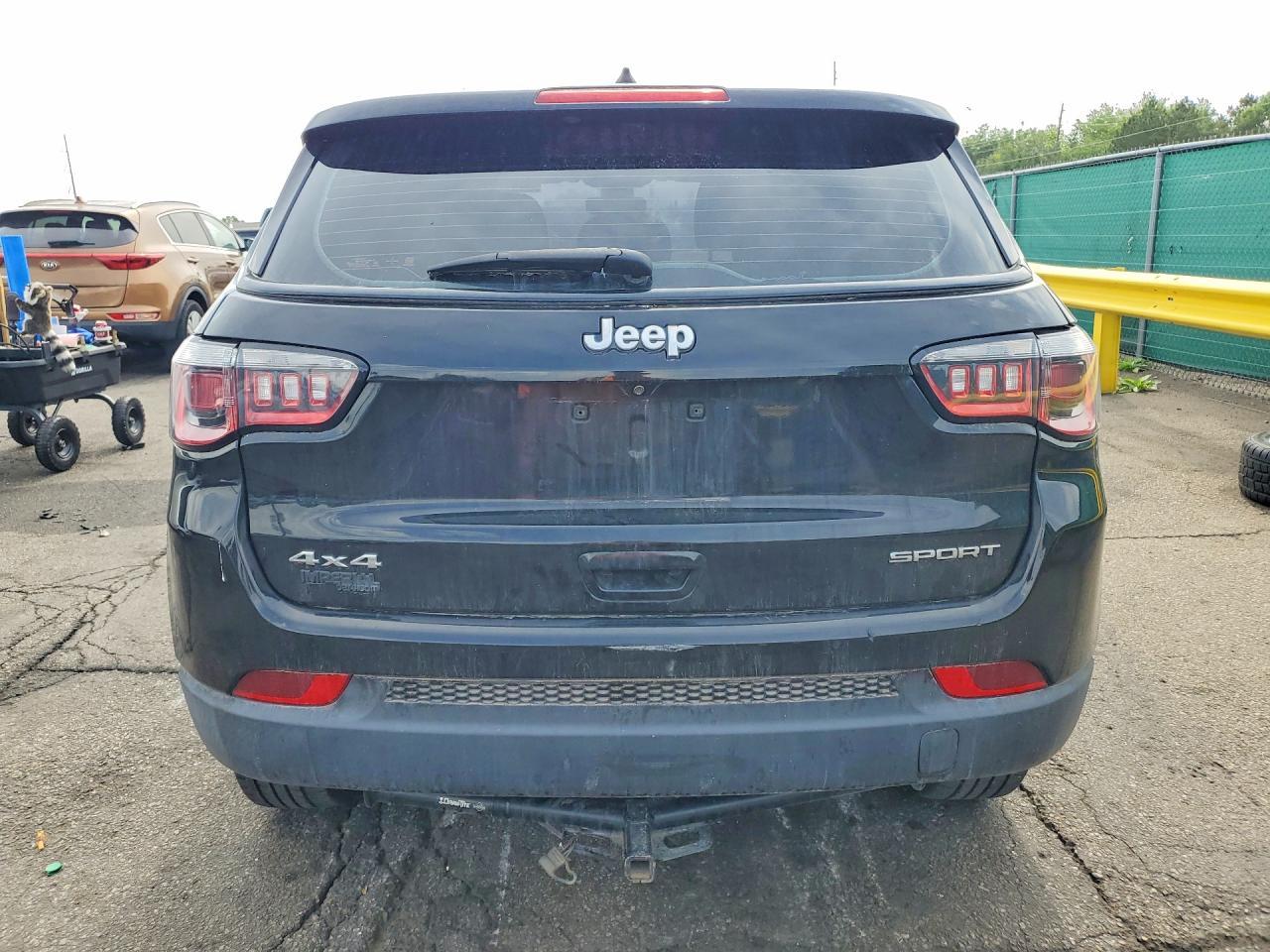 2018 Jeep Compass Sport - Image 6