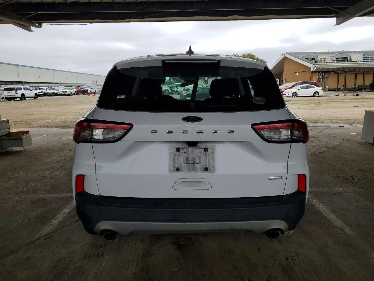 2020 Ford Escape S - Фото 6