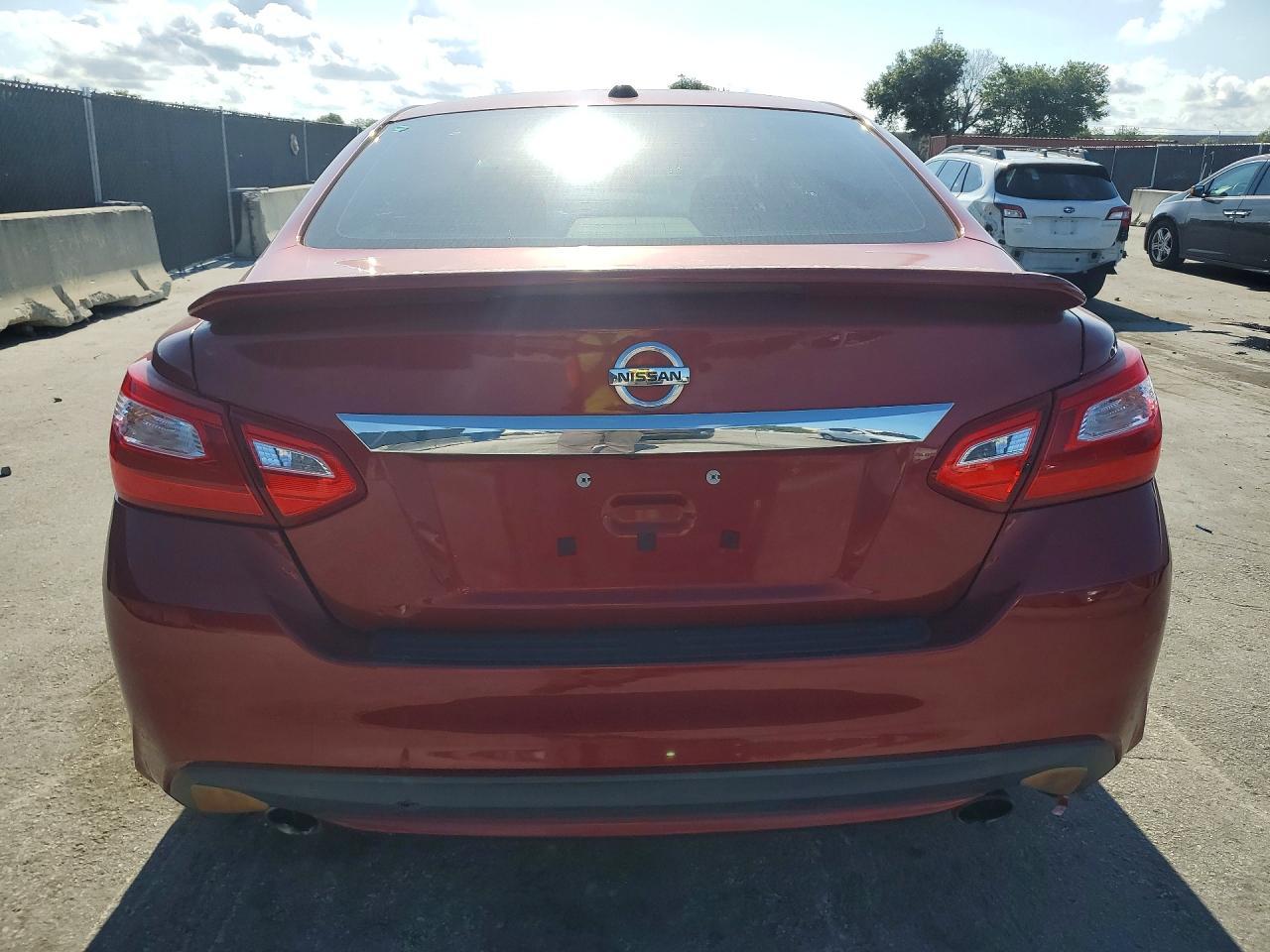 2016 Nissan Altima 2.5 Sv - Image 6
