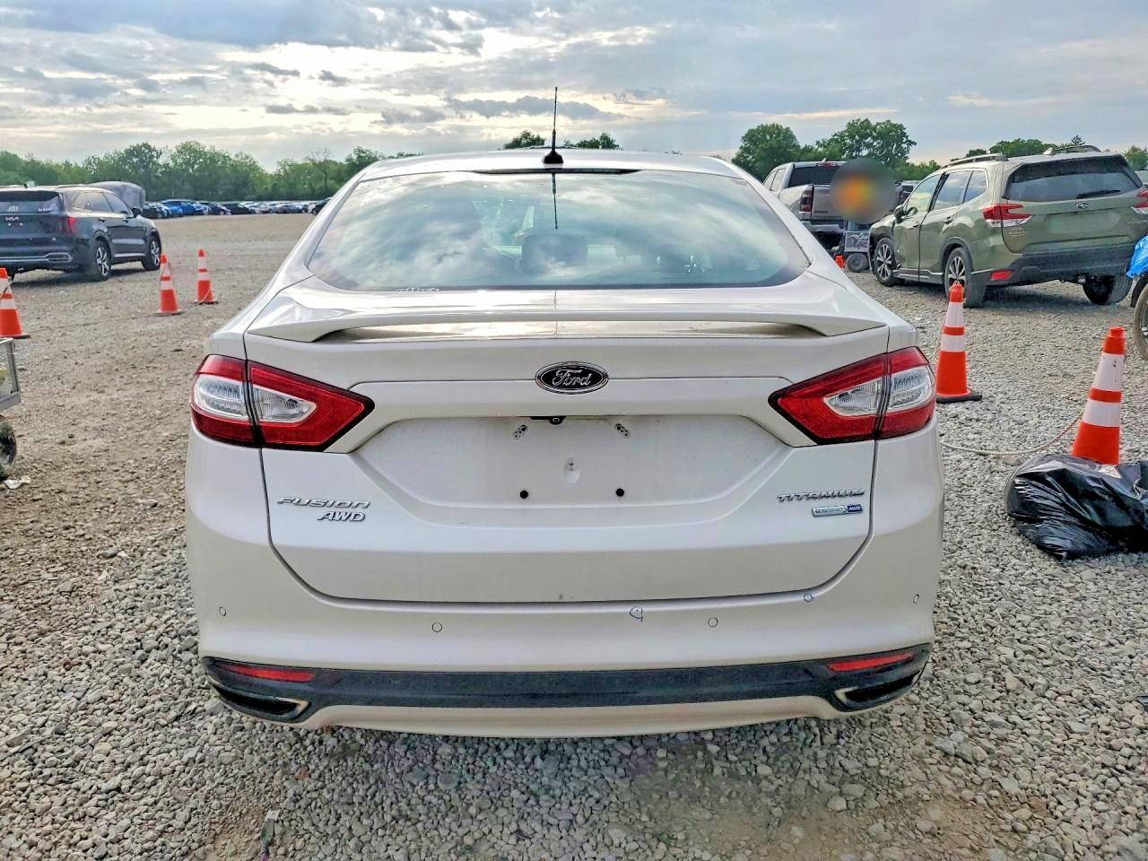 2016 Ford Fusion Titanium - Image 6