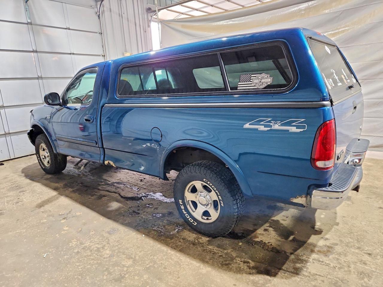 2000 Ford F150 - Image 2