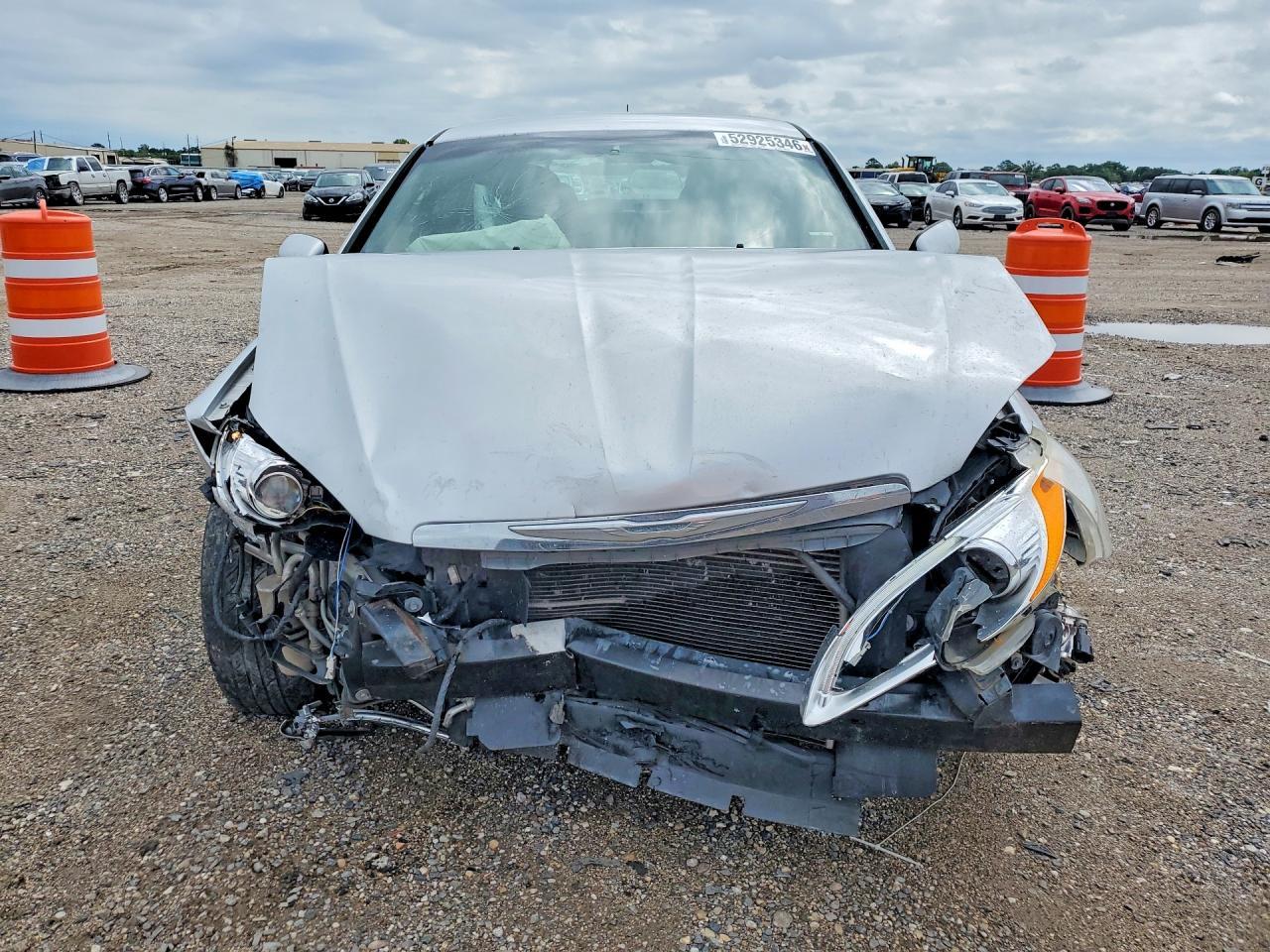 2012 Chrysler 200 Lx - Image 5