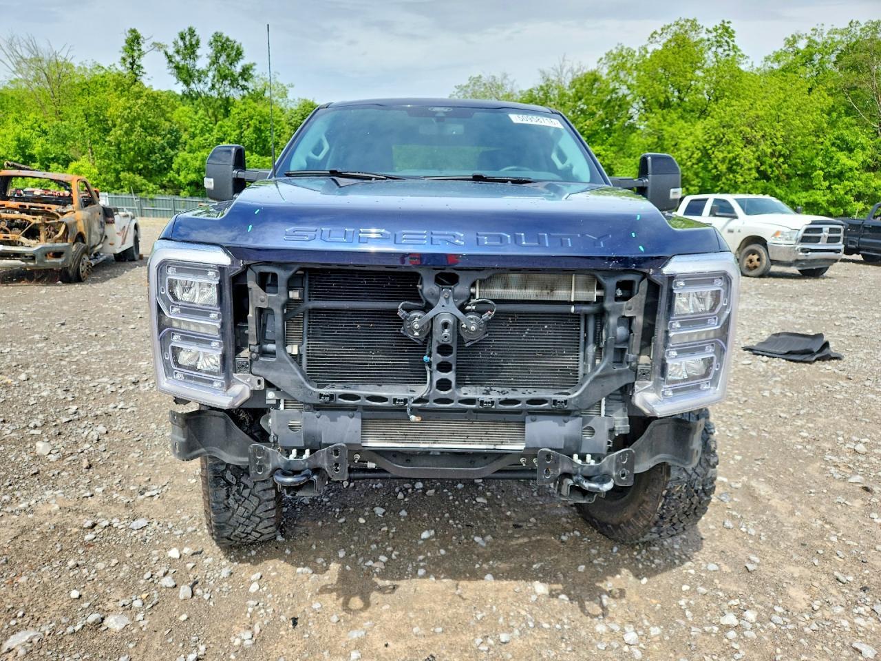2025 Ford F350 Super Duty - Фото 5
