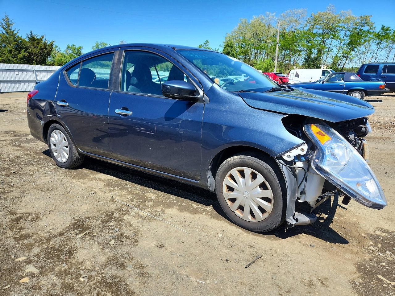 2017 Nissan Versa 1.6 Sv - Image 4