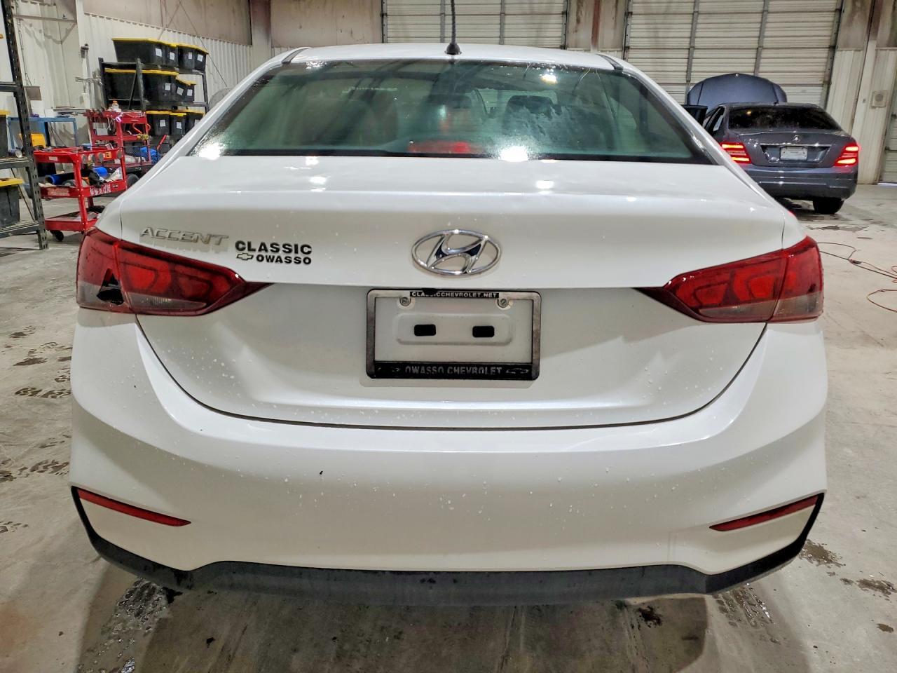 2022 Hyundai Accent Se - Image 6