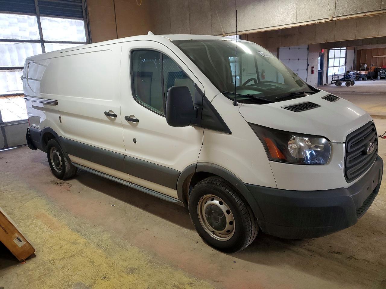2016 Ford Transit T-150 - Фото 4