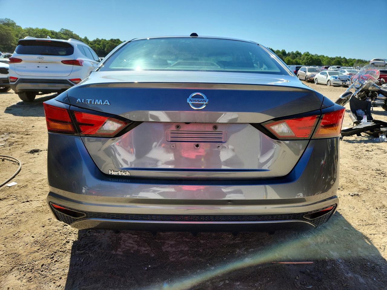 2019 Nissan Altima S - Image 6