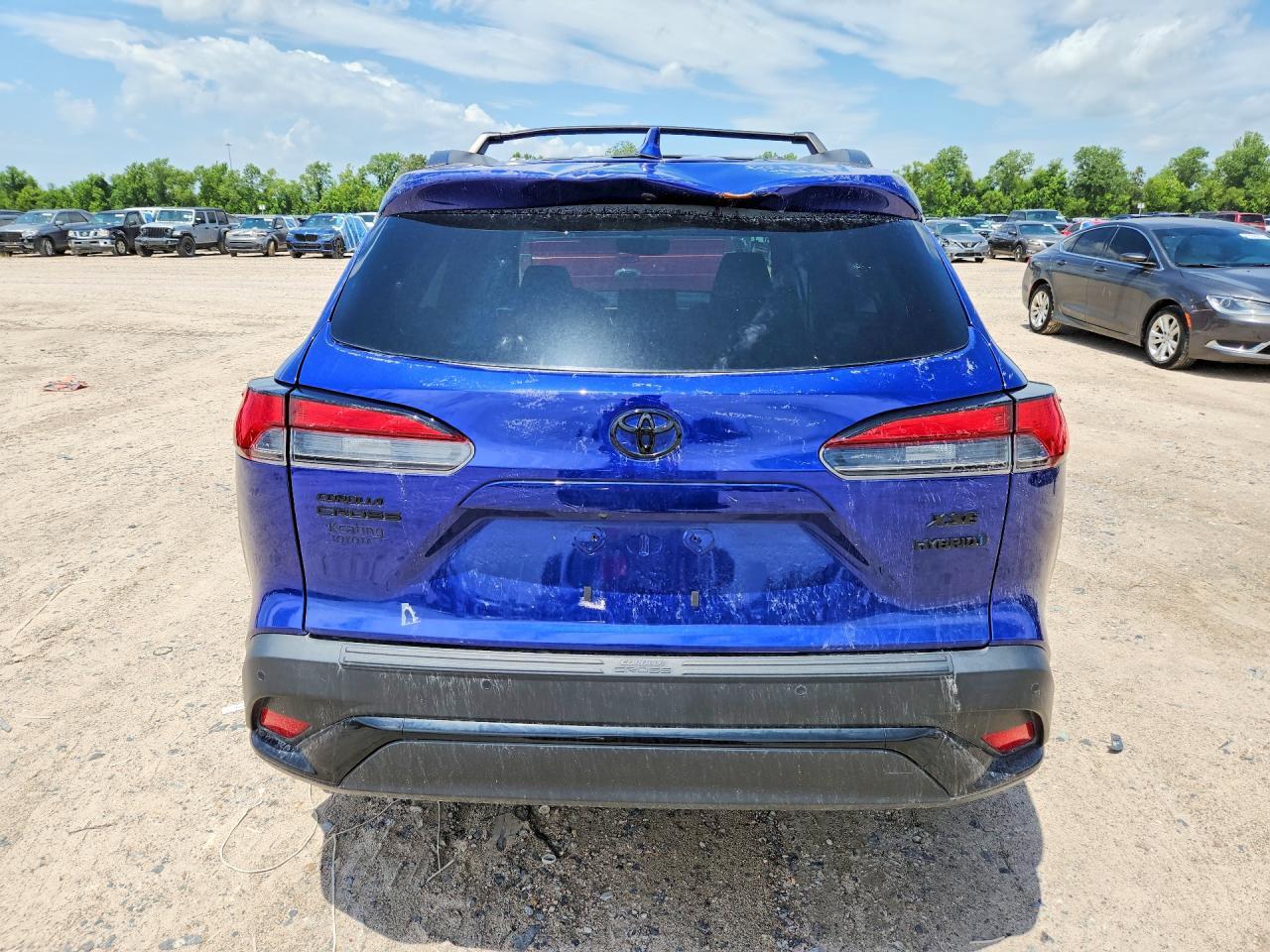 2024 Toyota Corolla Cross Hybrid Nightshade - Image 6
