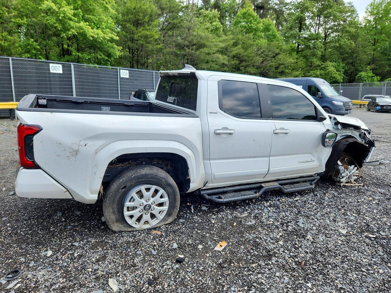 2024 Toyota Tacoma Sr5 - Image 3