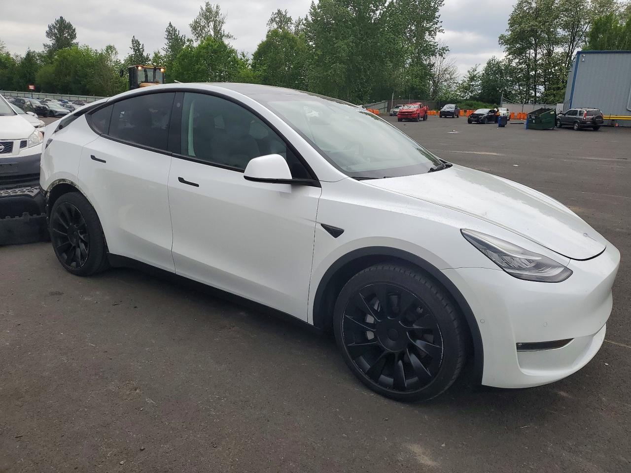 2021 Tesla Model Y - Image 4