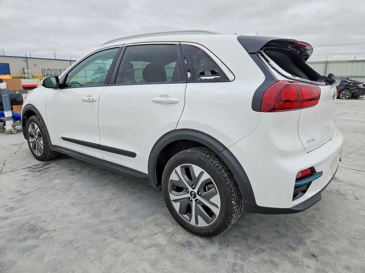 2021 Kia Niro - Фото 2